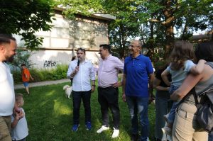Χαμόγελα και παιδικές φωνές Χαμόγελα και παιδικές φωνές