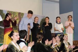 ΣΥΓΚΙΝΗΣΗ ΚΑΙ ΠΕΡΗΦΑΝΙΑ ΣΤΗΝ ΕΔΕΣΣΑ ΣΥΓΚΙΝΗΣΗ ΚΑΙ ΠΕΡΗΦΑΝΙΑ ΣΤΗΝ ΕΔΕΣΣΑ