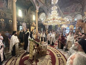 ΑΡΧΙΕΡΑΤΙΚΟΣ ΕΣΠΕΡΙΝΟΣ ΚΑΙ ΘΕΙΑ ΛΕΙΤΟΥΡΓΙΑ