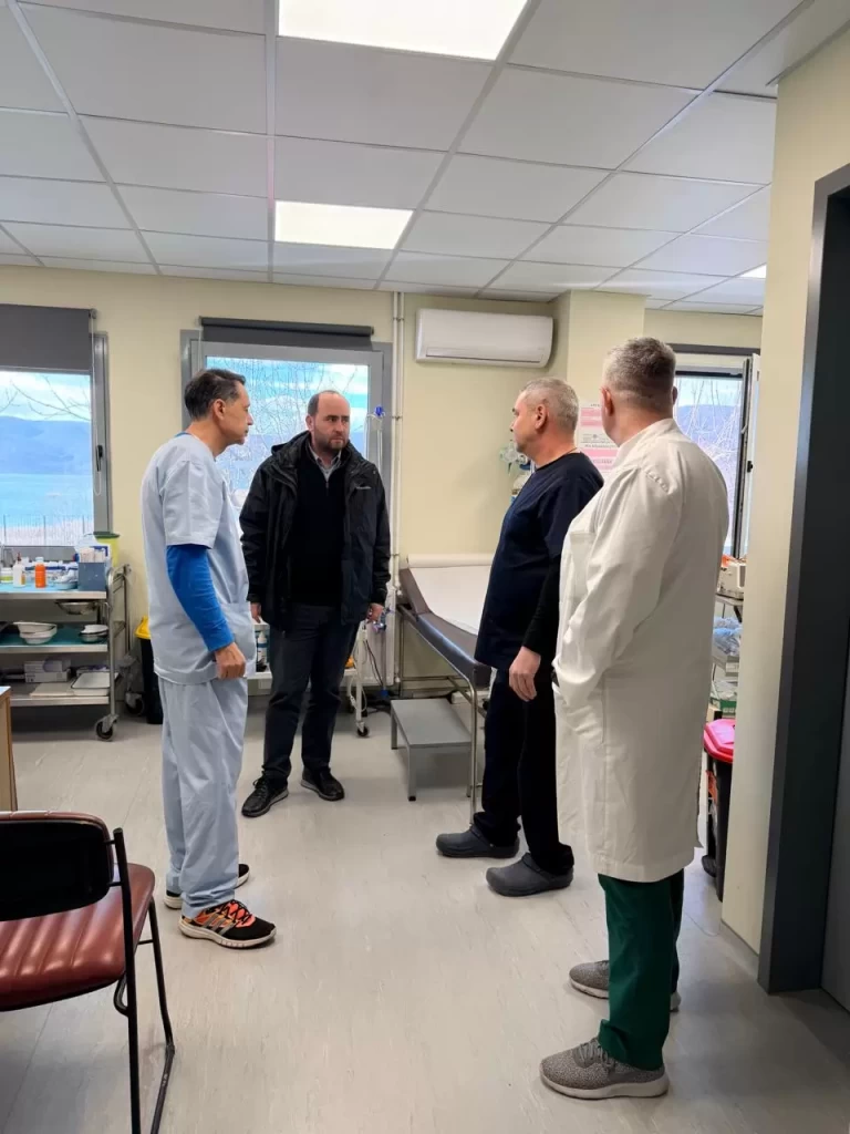 Επίσκεψη Λάκη Βασιλειάδη στο Κέντρο Υγείας Άρνισσας