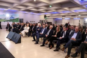 Τσιάρας: Η Ελληνίδα αγρότισσα πρωταγωνίστρια