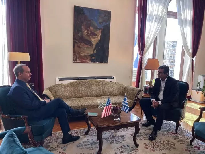 Συνάντηση του ΥΜΑΘ με τον Γενικό Πρόξενο των ΗΠΑ