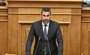 «Ένα αξιοθέατο σε ράγες»