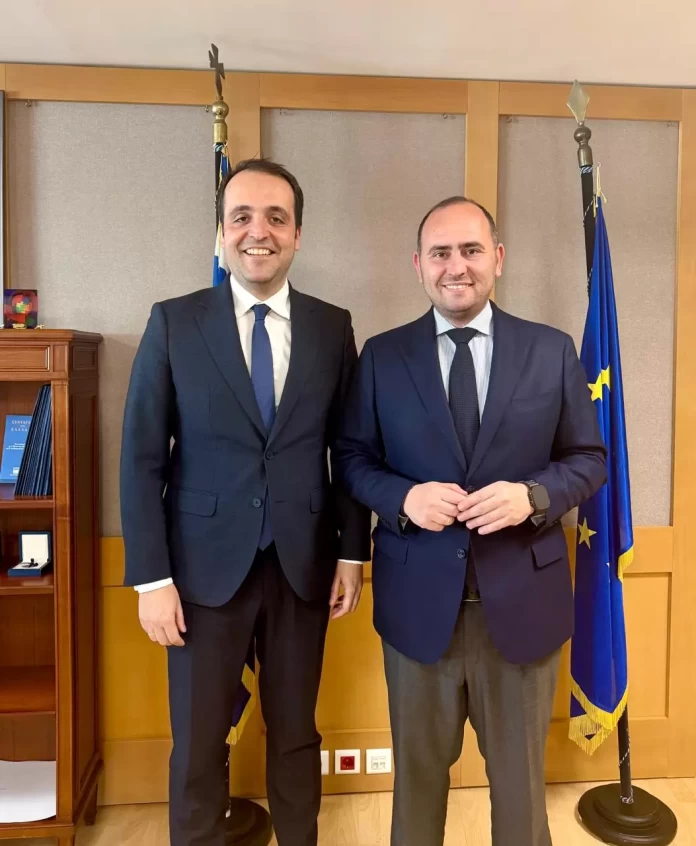 Συνάντηση Λάκη Βασιλειάδη με Υφυπουργό Ψηφιακής Διακυβέρνησης