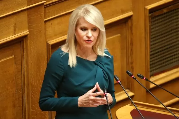 Θεοδώρα Τζάκρη: «Σοβαρά ερωτήματα προκύπτουν