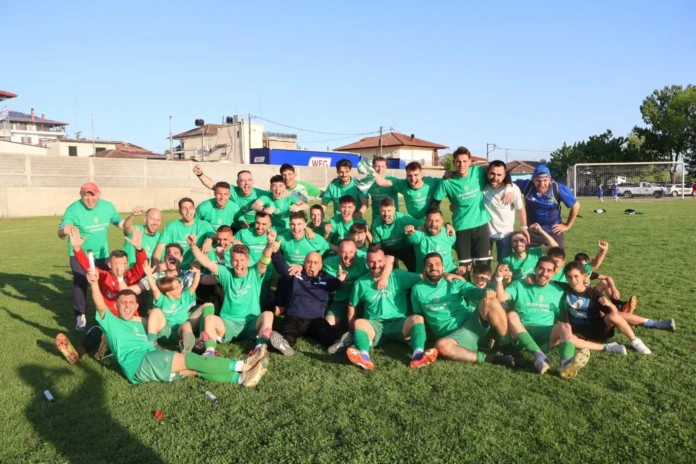 Θρίαμβος και Ιστορική Άνοδος