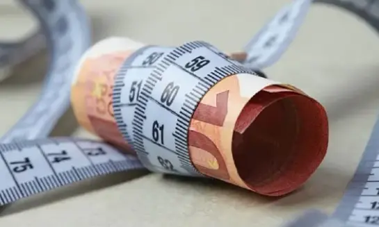 ΠΑΣΧΑ ΣΤΗΝ ΠΕΛΛΑ ΜΕ «ΦΡΕΝΟ» ΣΤΙΣ ΚΡΑΤΗΣΕΙΣ