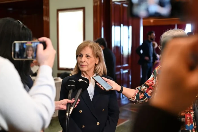 Η Περιφερειάρχης Κεντρικής Μακεδονίας Αθηνά Αηδονά 2