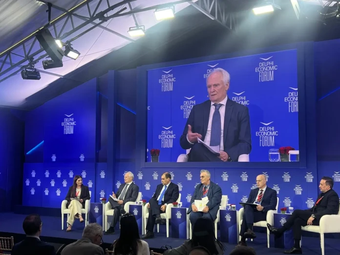 O Γιάννης Ανδριανός στο Οικονομικό Φόρουμ3