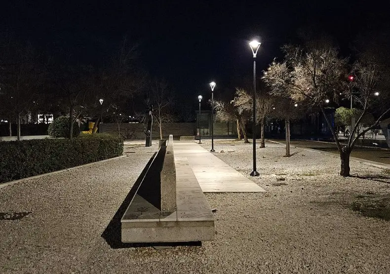 Περισσότερο φως στη Νέα Παραλία Θεσσαλονίκης