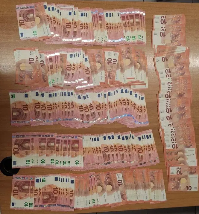 Συνελήφθησαν 3 άτομα για τηλεφωνικές απάτες