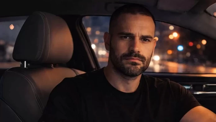 Ο Σίμος Πετρόπουλος παρουσιάζει το νέο του single